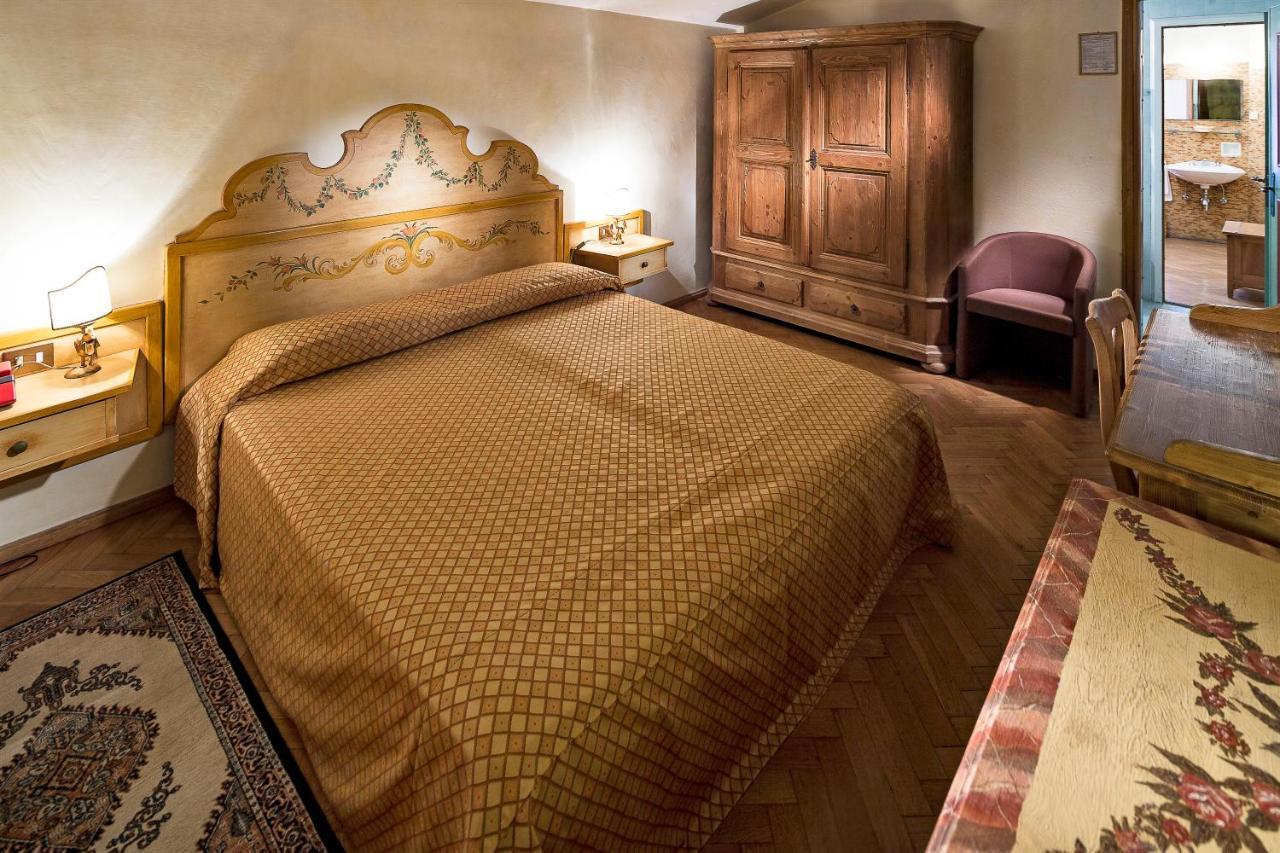 Hotel Corona Κορτίνα Ντ' Αμπέτσο Εξωτερικό φωτογραφία