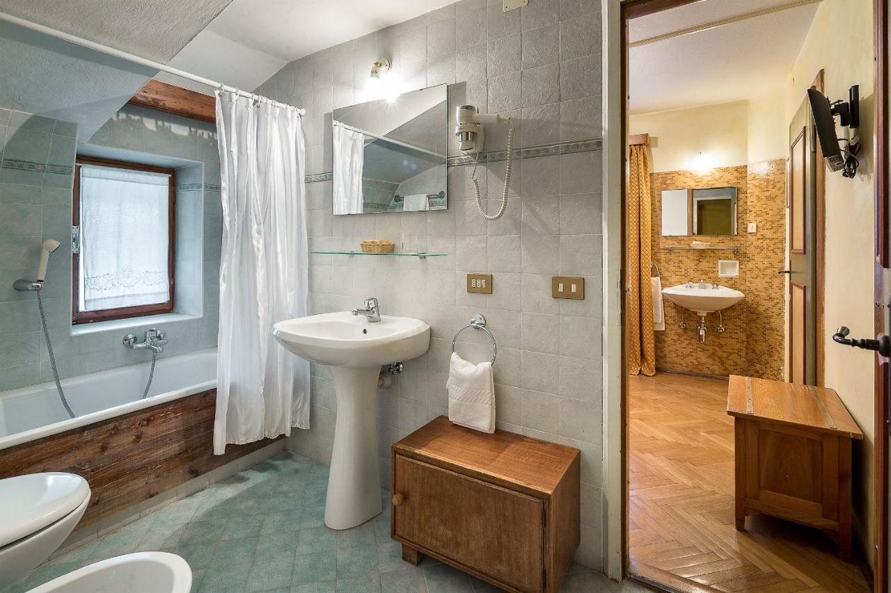 Hotel Corona Κορτίνα Ντ' Αμπέτσο Εξωτερικό φωτογραφία
