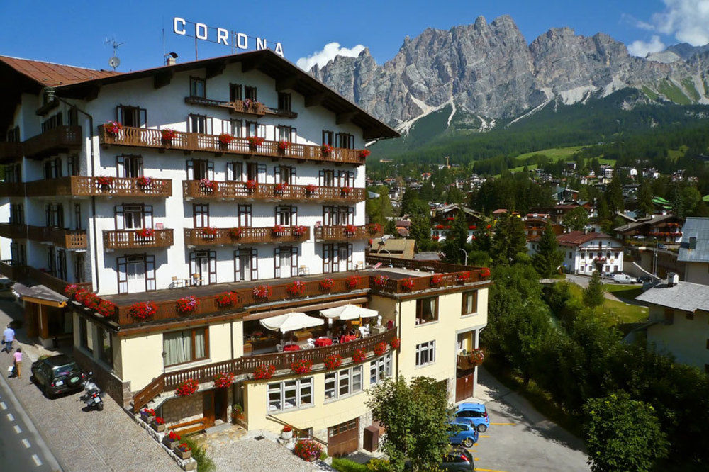 Hotel Corona Κορτίνα Ντ' Αμπέτσο Εξωτερικό φωτογραφία